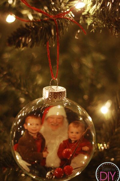 12 Days of Homemade Holiday Gifts Day 6 – Photo Ornaments