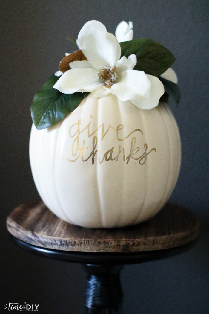 DIY magnolia pumpkin