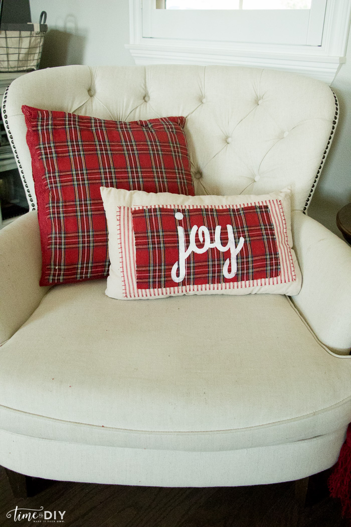 plaid-pillows